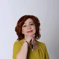 ИРИНА  ТОКМАКОВА